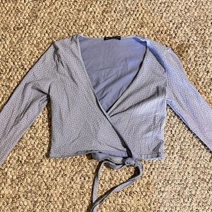 Brandy Melville Tie-Around Crop Top Blue With Flower Details OS